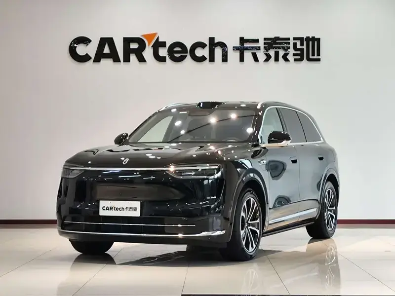 2026 Aito M7 с пробегом 7 500 км