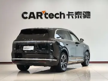 2026 Aito M7 с пробегом 7 500 км