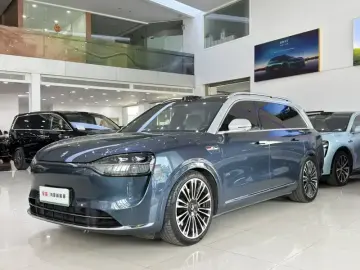 2024 Aito M9 с пробегом 39 600 км