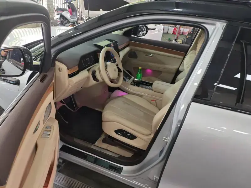 2024 Aito M7 с пробегом 24 000 км
