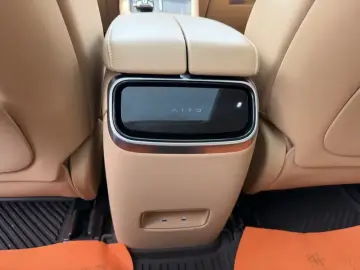 2024 Aito M7 с пробегом 58 000 км