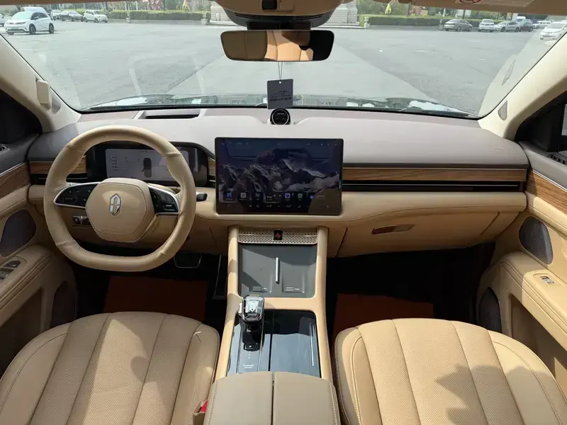 2024 Aito M7 с пробегом 58 000 км