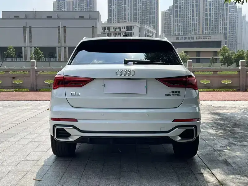 2024 Audi Q3 с пробегом 39 000 км