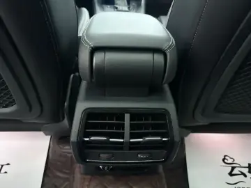 2024 Audi Q3 с пробегом 20 800 км