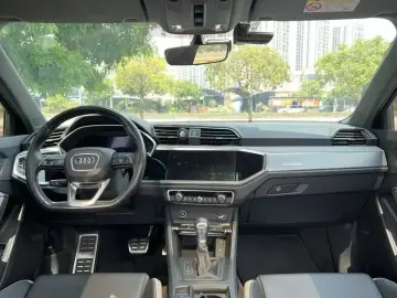 2024 Audi Q3 с пробегом 39 000 км
