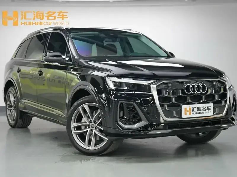 2024 Audi Q7 с пробегом 14 500 км