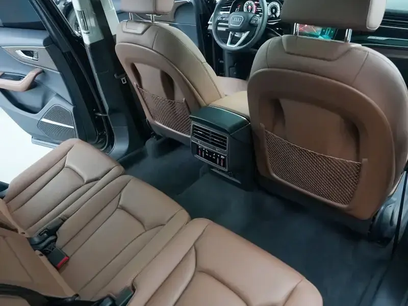 2024 Audi Q7 с пробегом 14 500 км