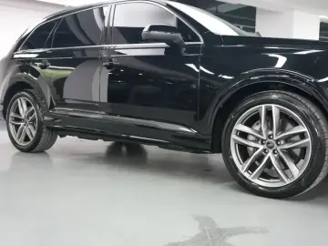 2024 Audi Q7 с пробегом 14 500 км