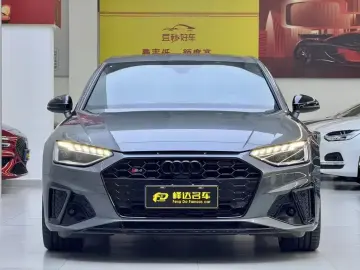 2021 Audi S4 с пробегом 63 000 км