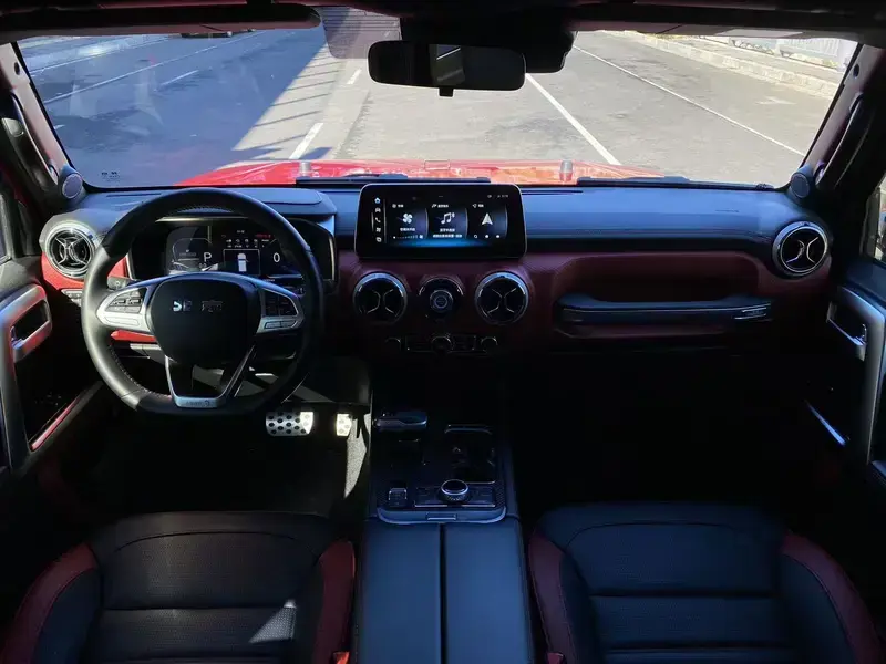 2020 BAIC BJ40 с пробегом 34 000 км