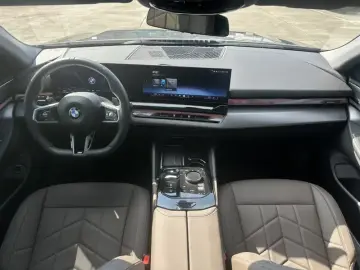 2024 BMW 5 серии с пробегом 26 000 км