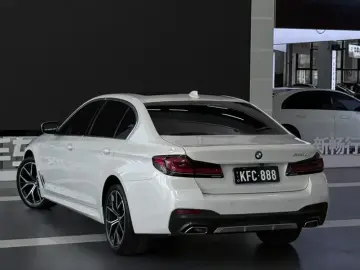 2023 BMW 5 серии с пробегом 67 000 км
