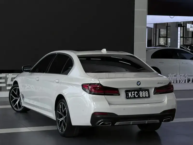 2023 BMW 5 серии с пробегом 67 000 км