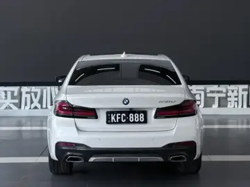 2023 BMW 5 серии с пробегом 67 000 км