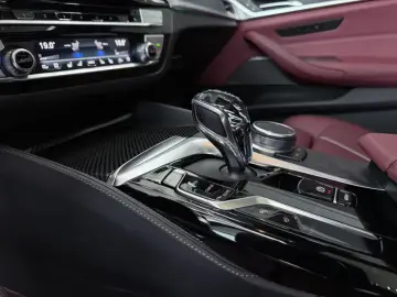 2023 BMW 5 серии с пробегом 67 000 км