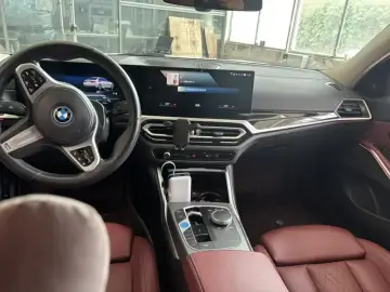 2023 BMW i3 с пробегом 41 000 км