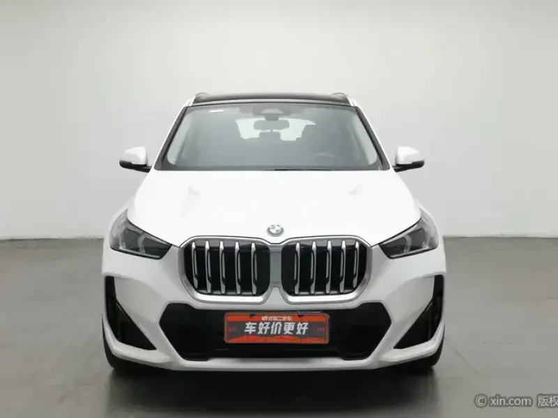 2025 BMW X1 с пробегом 28 300 км