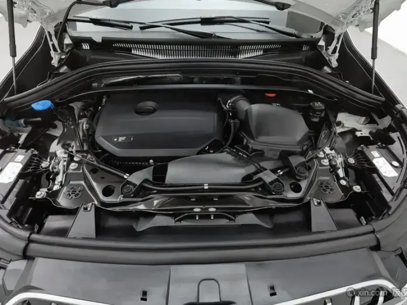 2025 BMW X1 с пробегом 28 300 км