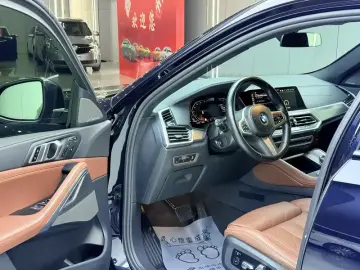 2023 BMW X6 с пробегом 66 000 км