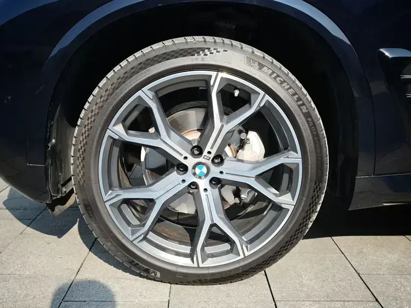 2025 BMW X5 с пробегом 58 000 км