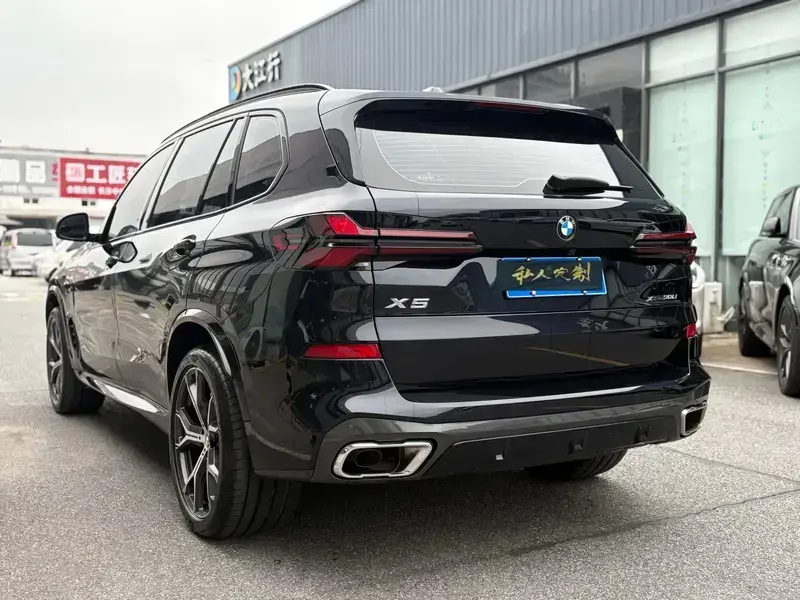 2025 BMW X5 с пробегом 19 000 км