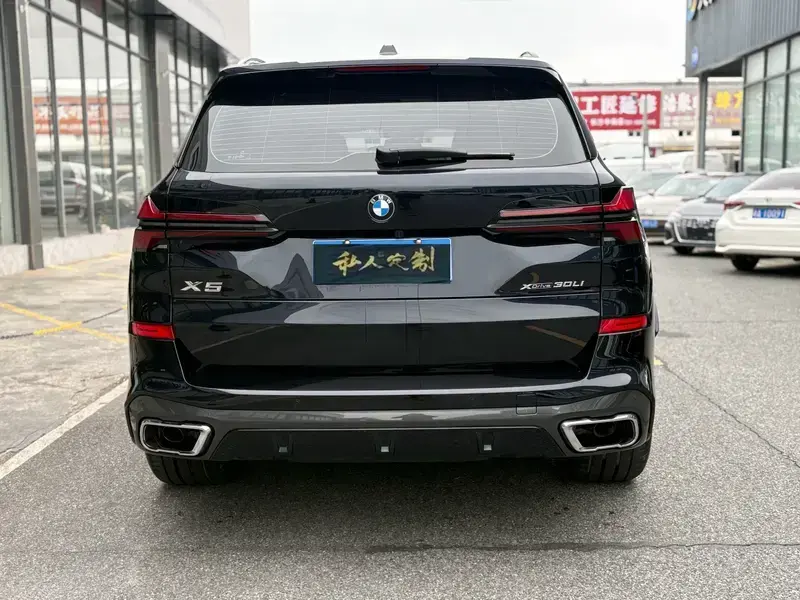 2025 BMW X5 с пробегом 19 000 км