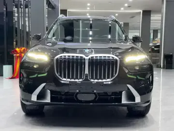 2023 BMW X7 с пробегом 40 000 км