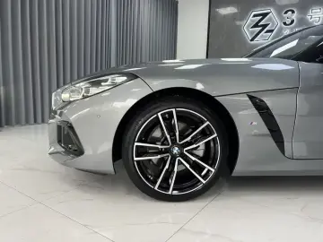 2023 BMW Z4 с пробегом 9 800 км