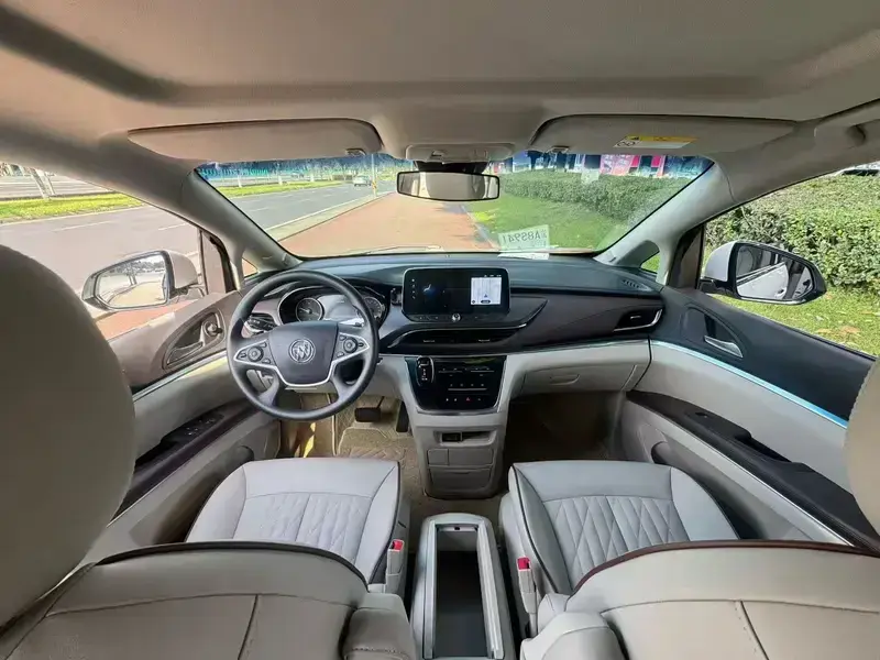 2022 Buick GL8 с пробегом 100 000 км