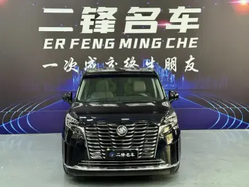 2023 Buick GL8 с пробегом 26 000 км