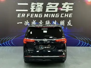 2023 Buick GL8 с пробегом 26 000 км