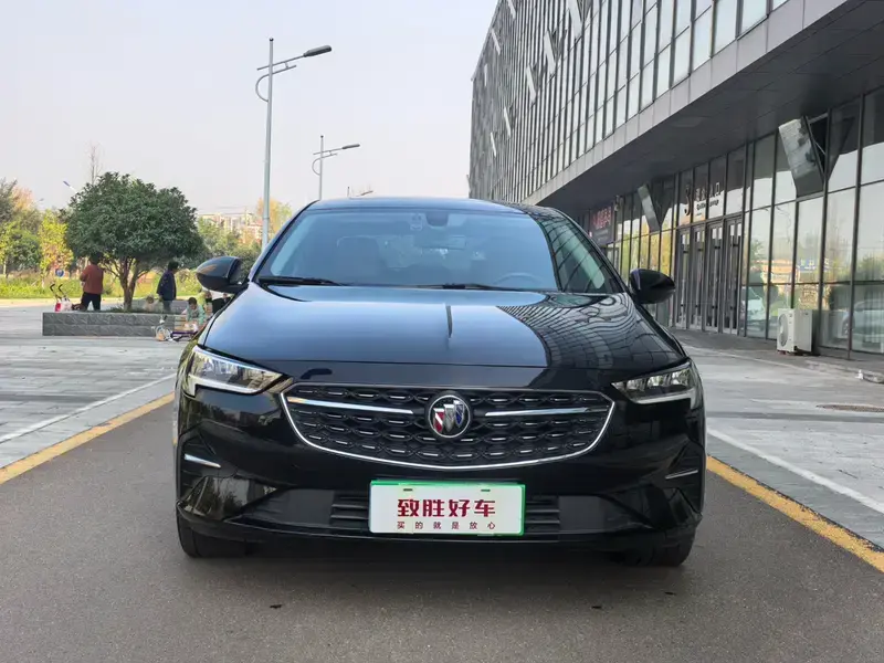 2023 Buick Regal с пробегом 54 000 км