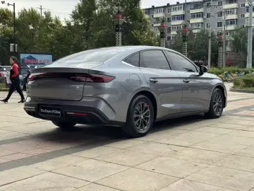 2024 BYD Qin L с пробегом 51 000 км