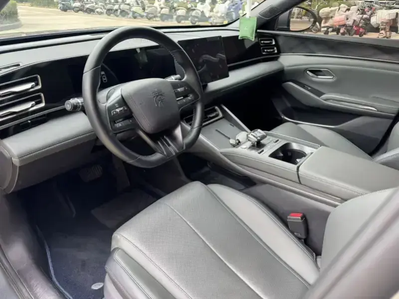 2024 BYD Qin L с пробегом 51 000 км