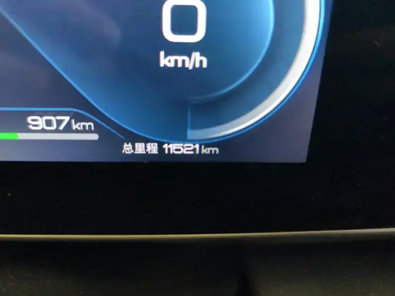 2024 BYD Qin L с пробегом 12 000 км