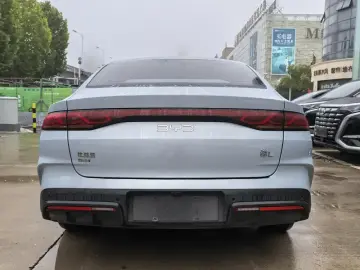 2024 BYD Qin L с пробегом 14 200 км