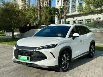 2024 BYD Song L с пробегом 12 000 км