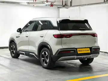 2024 BYD Yuan Up с пробегом 27 100 км