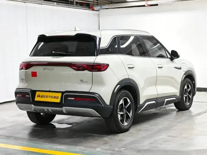 2024 BYD Yuan Up с пробегом 27 100 км