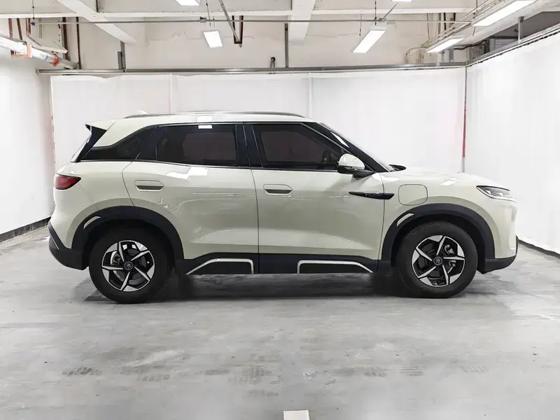 2024 BYD Yuan Up с пробегом 27 100 км