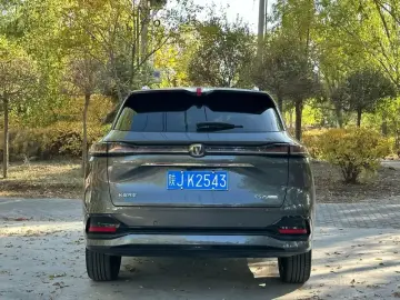 2025 Changan CS75 Plus с пробегом 12 000 км
