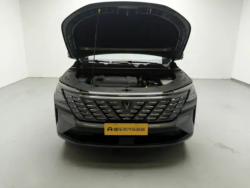 2025 Changan CS75 Plus с пробегом 12 000 км