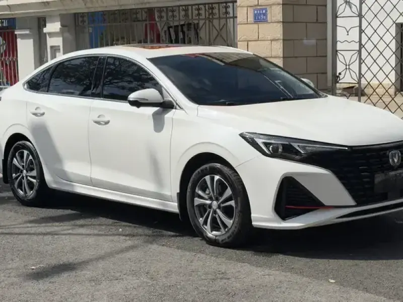 2024 Changan Eado с пробегом 14 000 км