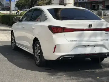 2024 Changan Eado с пробегом 14 000 км