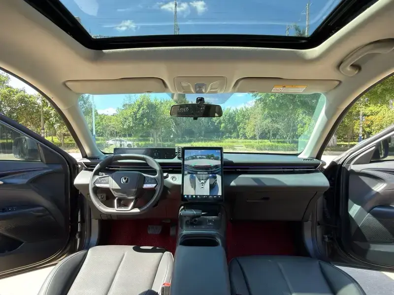 2025 Changan Eado с пробегом 20 000 км
