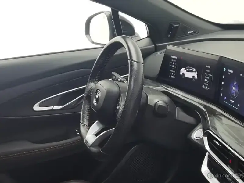 2022 Changan UNI-T с пробегом 25 700 км