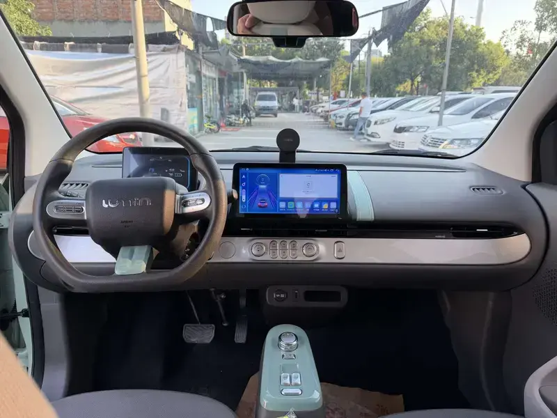 2023 Changan Lumin с пробегом 30 000 км