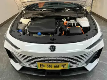 2023 Changan UNI-V с пробегом 29 000 км