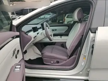2026 Changan Qiyuan A06 с пробегом 20 300 км