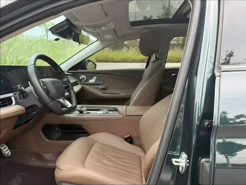 2023 Chery Arrizo 8 с пробегом 38 000 км